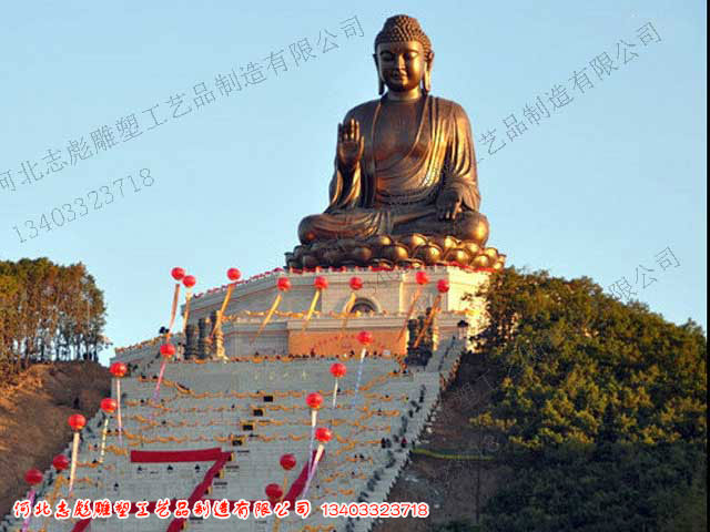 鎦金佛像
